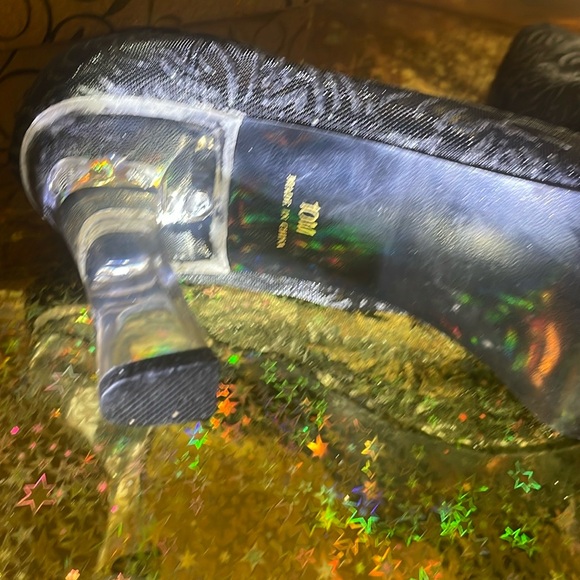 Pierre Dumas BLACK Mesh with CLEAR heels Formal - Picture 12 of 12